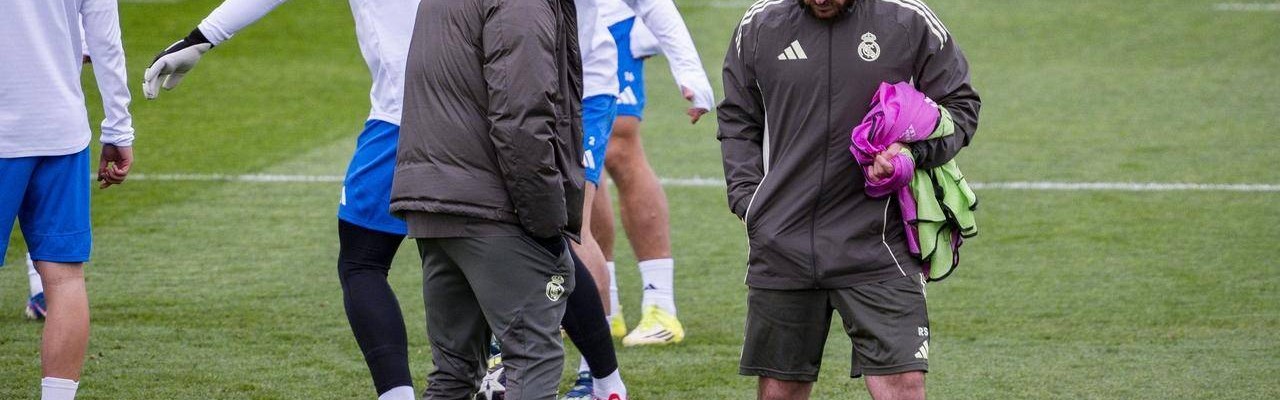 皇马完胜曼城原因揭晓！球迷揭开扎心内幕：阿韦洛亚早就看穿了